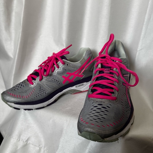 ASICS Gel Kayano 23 - Picture 9 of 10